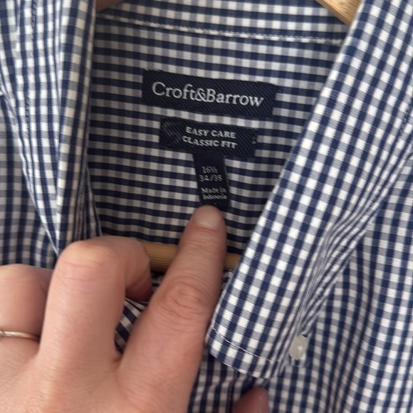 Croft & Barrow Blue Gingham Casual Button Down Shirt - Picture 3 of 5